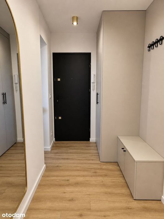 Mieszkanie po remoncie, gotowe do wprowadzenia. Sikornik