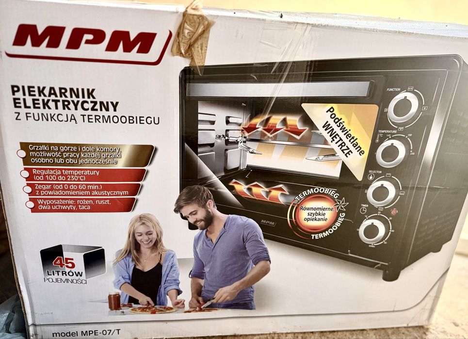 Piekarnik elektryczny MPM MPE-07/T z termoobiegoem, przenośny