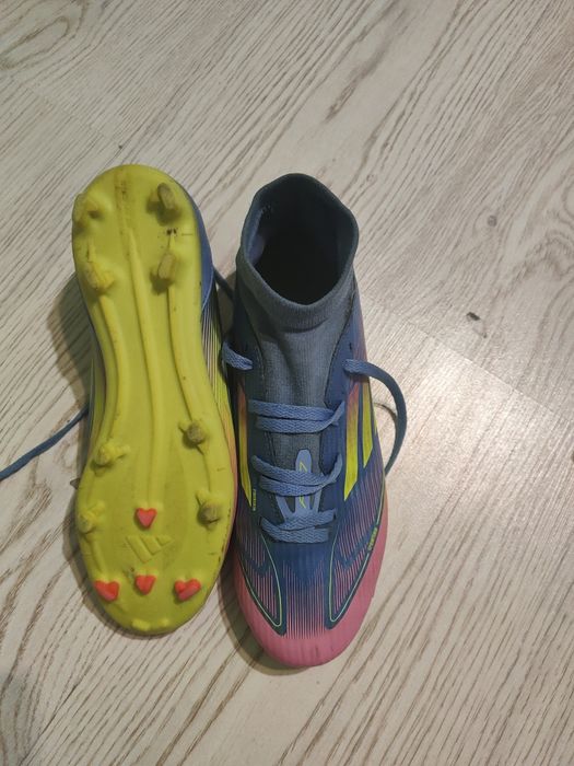 Adidas f50 średnio zaawansowane