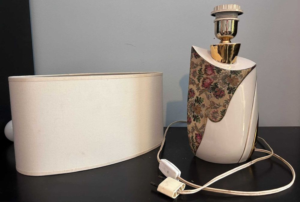 Vendo Candeeiro de Porcelana