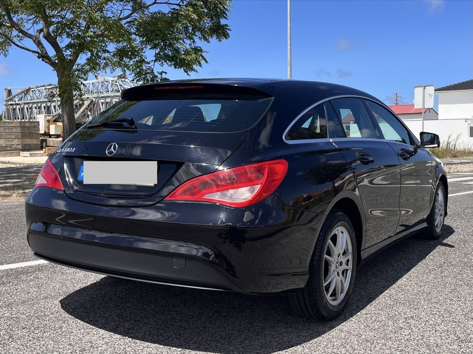 Mercedes Benz CLA 180d