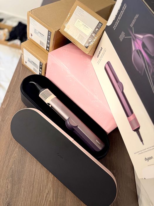 Новий Airstrait Dyson Оригінал / Дайсон утюжок з кейсом