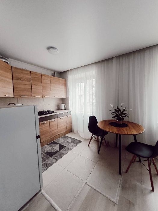 Подобово. Затишна 1 кімн. квартира в центрі міста