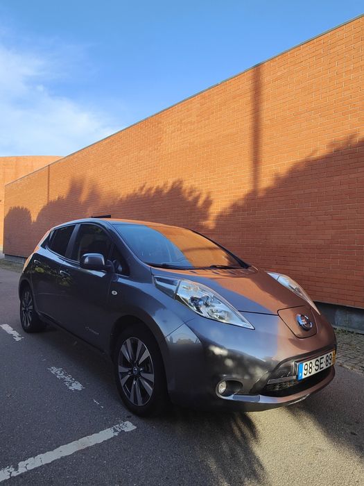 Nissan Leaf tekna 24kw 100% elétrico