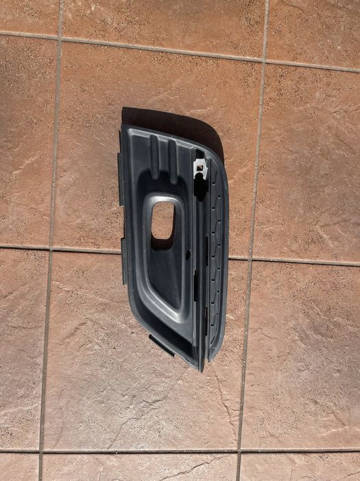 Renault Koleos II kratka halogenu lewa.