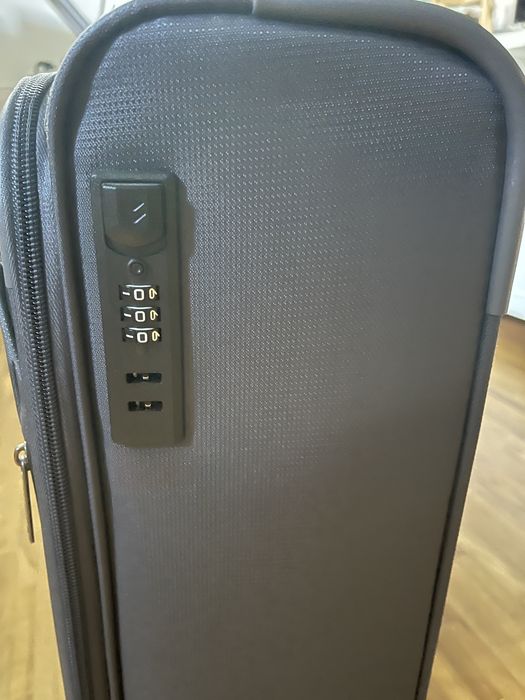 Walizka miękka Travelite mała granatowa JAK NOWA