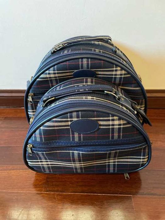 2 malotes de viagem/ necessaires