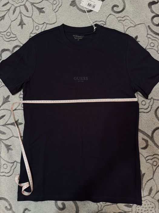 Футболка чоловіча Guess