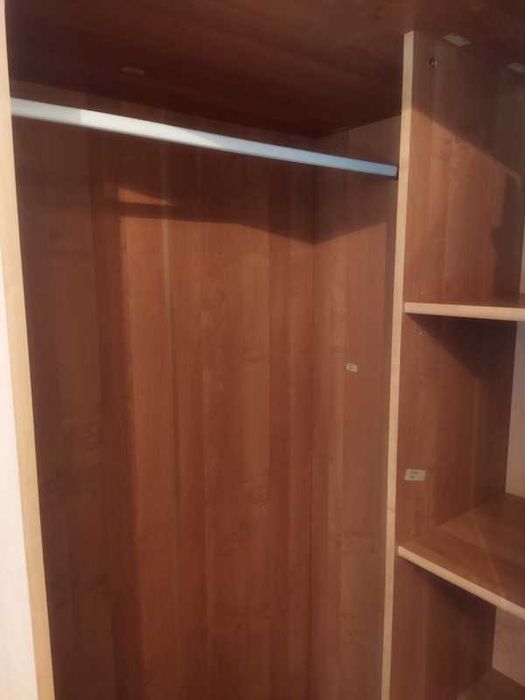 Szafa narożna solidna 204 x 90 z grubej płyty POLECAM