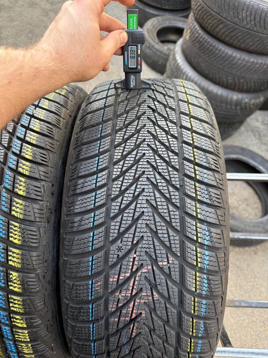 Шины БУ 225 45 R 17 Goodyear UltraGrip performance 3 Зима Комплект