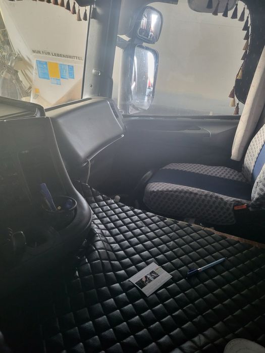 Продам SCANIA P340 -2006 год