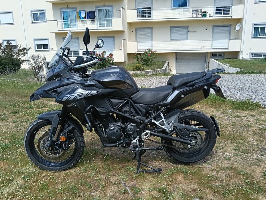 Mota Benelli TRK