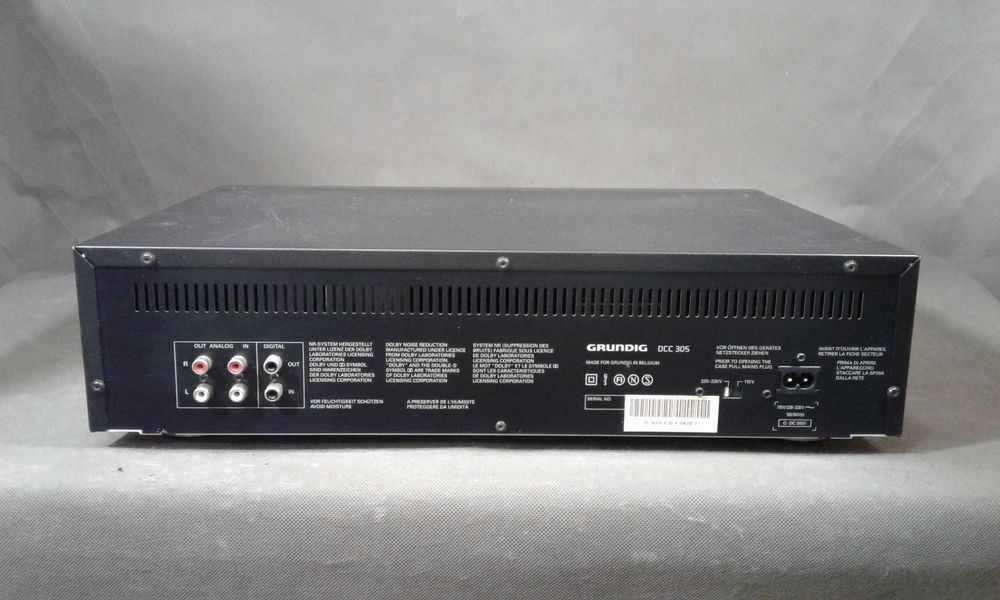 GRUNDIG ,odtwarzacz DCC+pilot