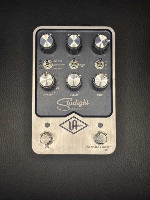Vendo pedal STARLIGHT UA