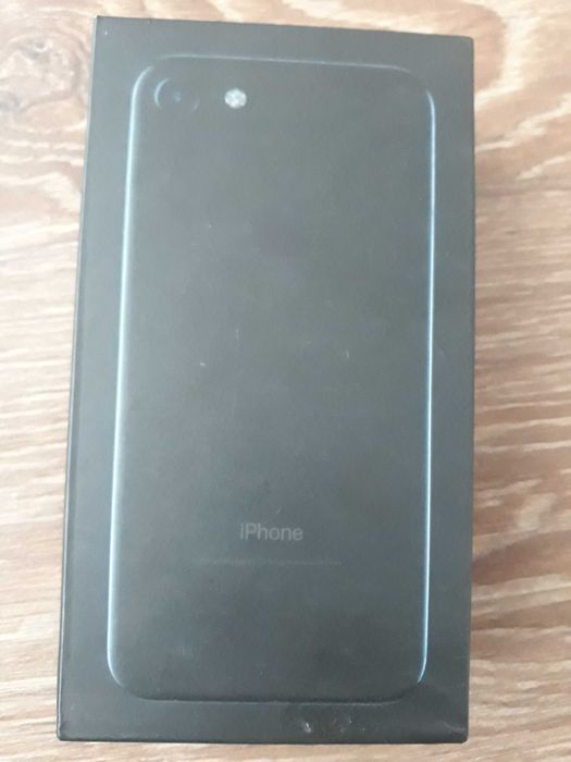 Iphone 7 black 32 Gb