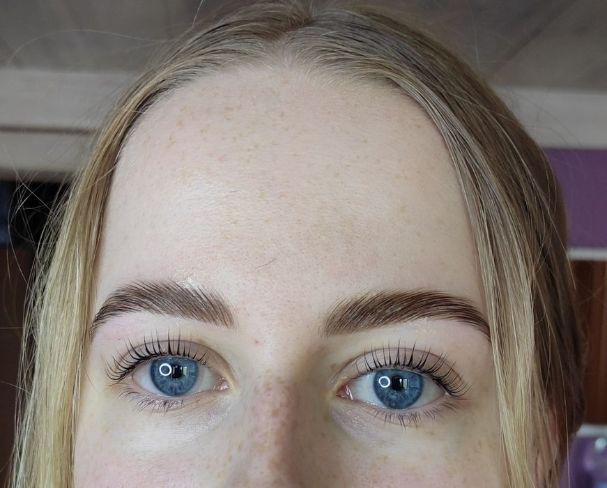 Przedłużanie rzęs , lifting rzęs , laminacja brwi