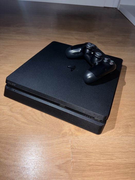 PS4 Slim - 1 TB