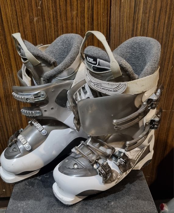 Buty narciarskie Atomic B 50, roz.39-wkł. 25 cm