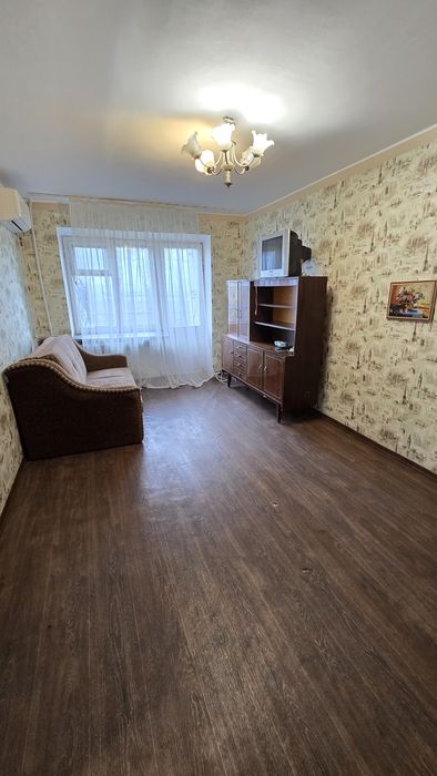 Хлебодарское, Продам квартиру 33 кв. Хрущёвка, 4 этаж, балкон