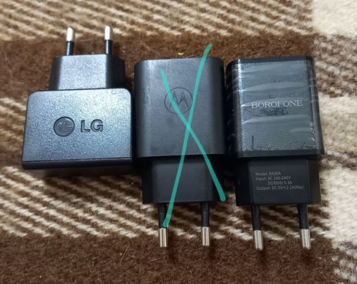 Адаптер питания зарядное устройство