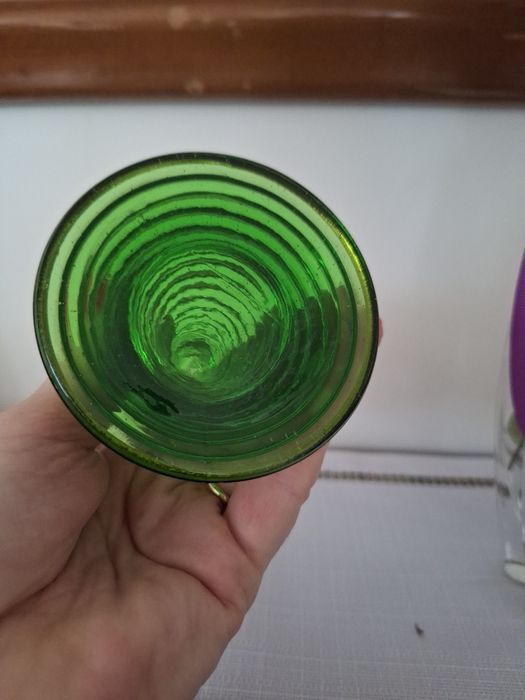 Kielich szklany zdobiony