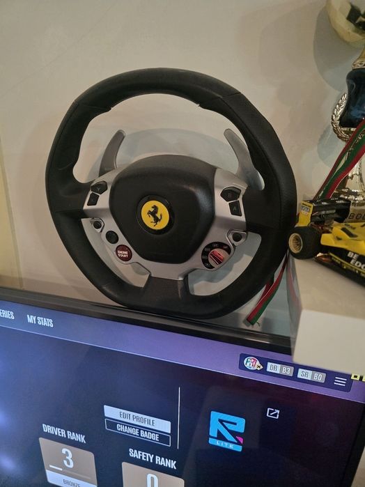 Volante Thrustmaster Tx Racing wheel , Volante Gte e  pedais T-LCM-L
