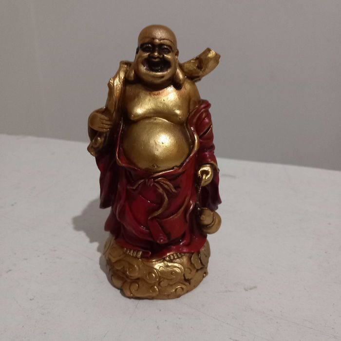 Imagem dourada de Buda