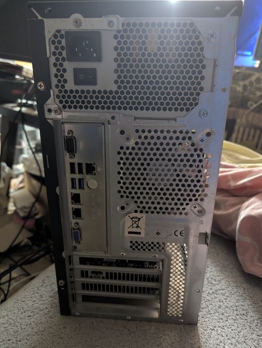 Игровой компьютер: i7-6700 , 16 DDR4, RX 570-8gb,128 SSD NVME+500HDD