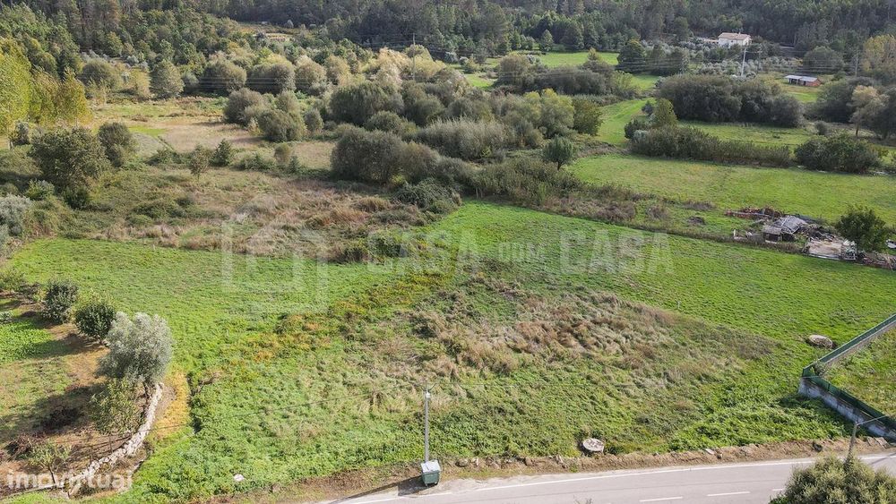 Terreno p/ construção em Cavernães