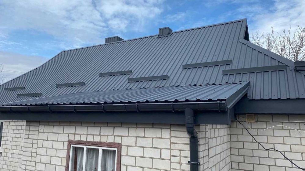 Металочерепиця. Металопрофіль. Паркан. Профнастил. Дах. Покрівля