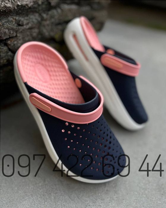 Crocs InMotion Clog сабо Крокс унісекс новинка Crocs