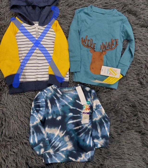 Продам новые кофты, Carters