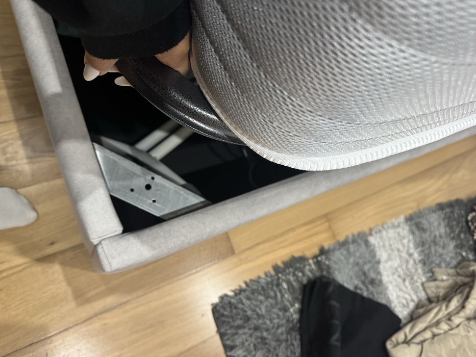 Cama complemente nova