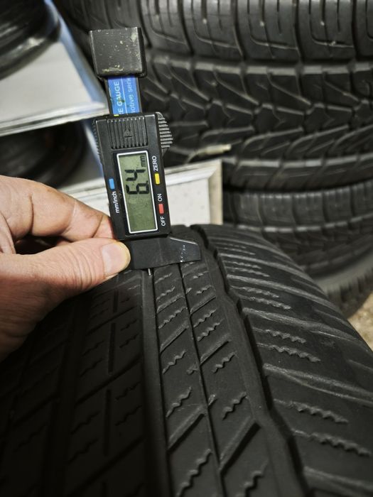 Шини резина літо 265/55 R19 Dunlop grandtrek at23