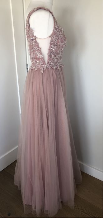 Suknia z tiulu Luxuar Limited