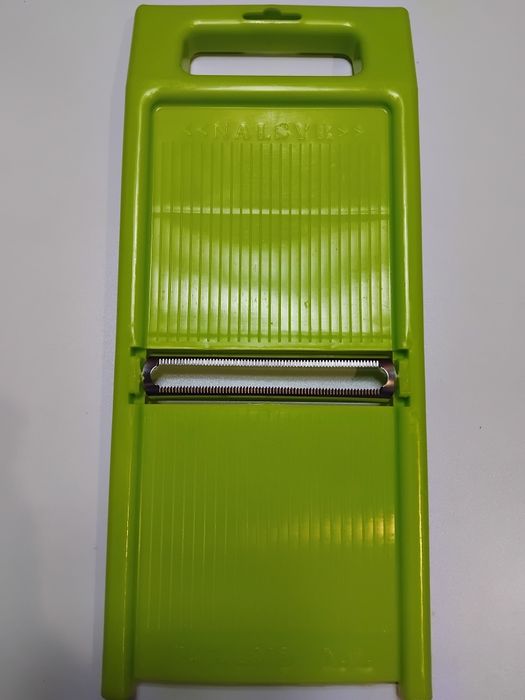 Инструмент для нарезки овощей и фруктов (Украина)