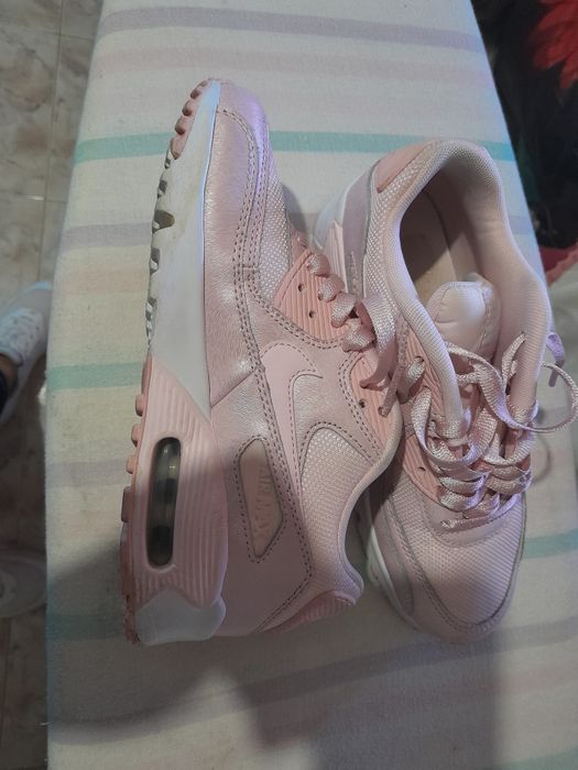 Sapatilhas usadas poucas vezes