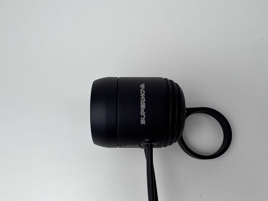 Lampka rowerowa Supernova E3 Pure 3 do piasty z prądnicą