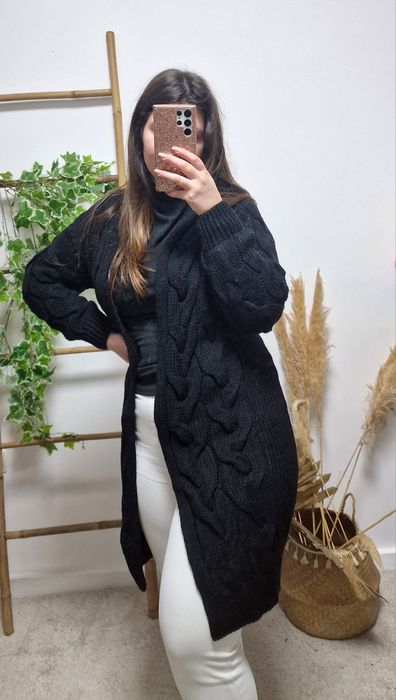 Casaco de malha novo com capuz