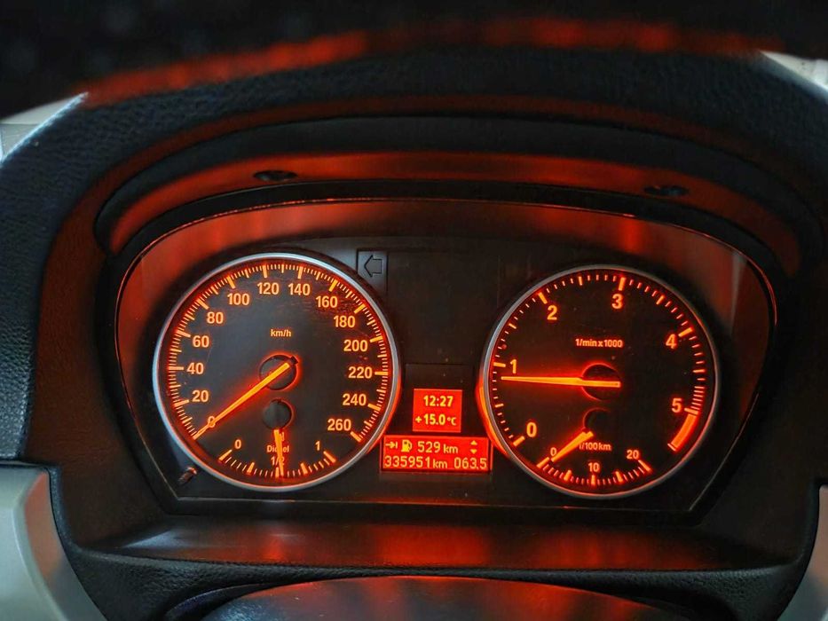BMW 320D LCI 2011