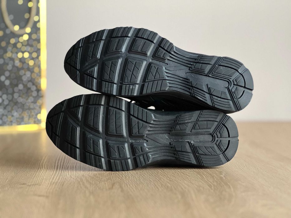 Кросівки Asics gel-mission 3, (р. 38): 1 390 грн. - Кросівки для