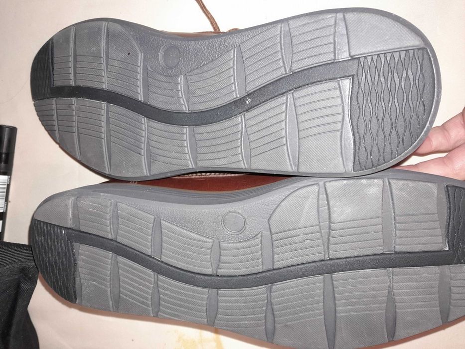 Buty skórzane Clarcs Un Adobe 44 Nowe wkladka 29,5 cm