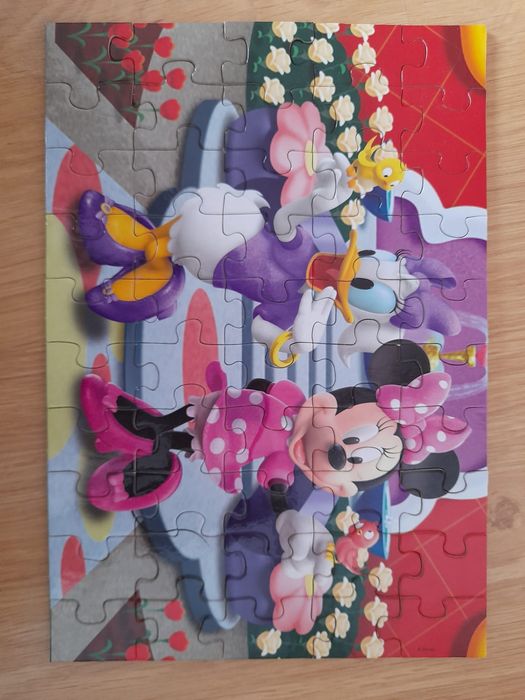 2 puzzles Minnie e Margarida para 5+ em ótimo estado
