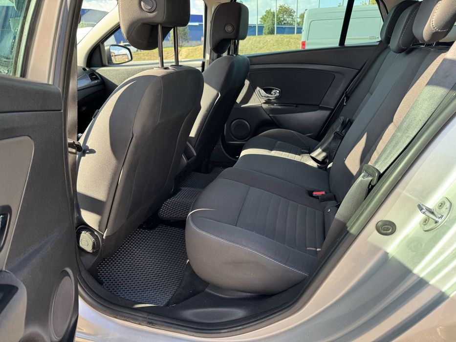 RENAULT megane 3  2015р