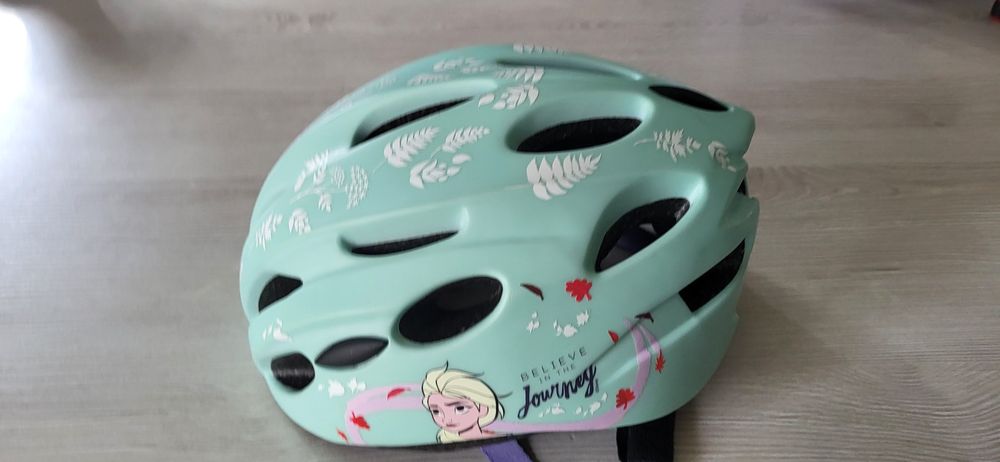 Kask dla dziewczynki. Jak nowy!
