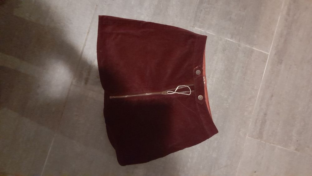 Saia menina como noca em tecido tipo veludo