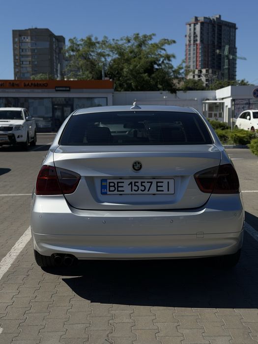 BMW 325I 2005 VIN WBAVB11020KT60229 фото оголошення 4 з 8