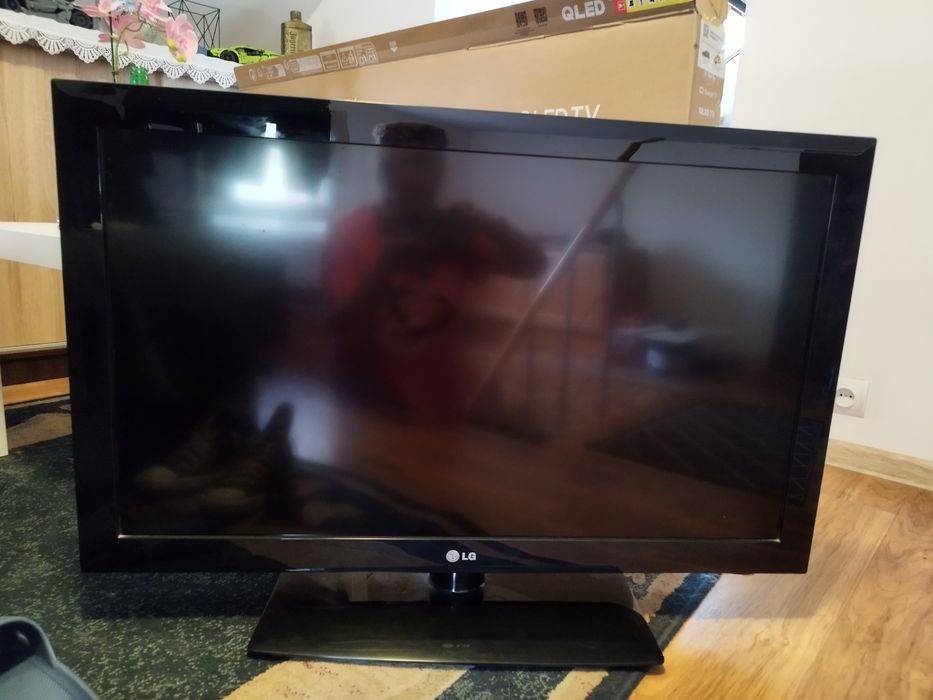 Telewizor LG 37 cali