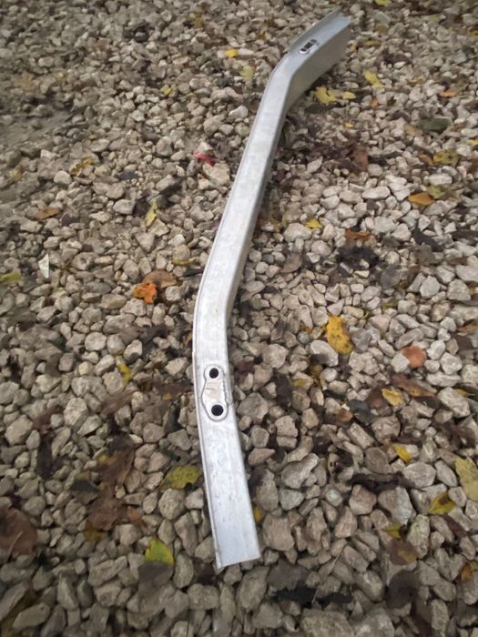 belka pod zderzak przód NIO EL6 EL7