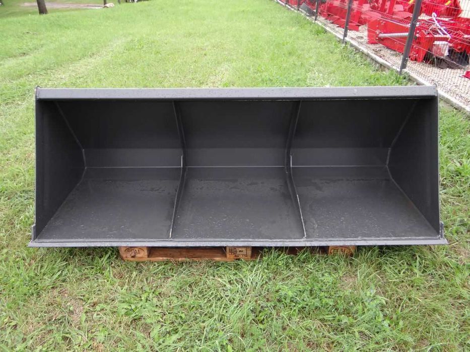 Łyżka Szufla do ładowacza czołowego tura 2,4m 2,2m 2,0m 1,8m 1-6m Euroramka SMS Maileux Faucheux 240cm 220cm 200cm 180cm 160cm 140cm